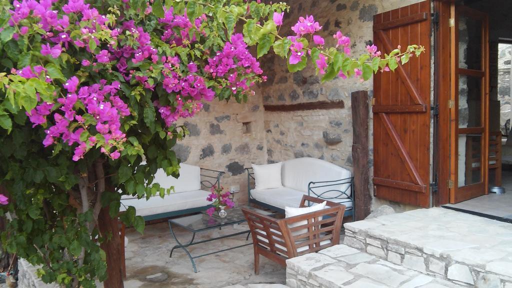 Blue Cottage Apsiou Ngoại thất bức ảnh