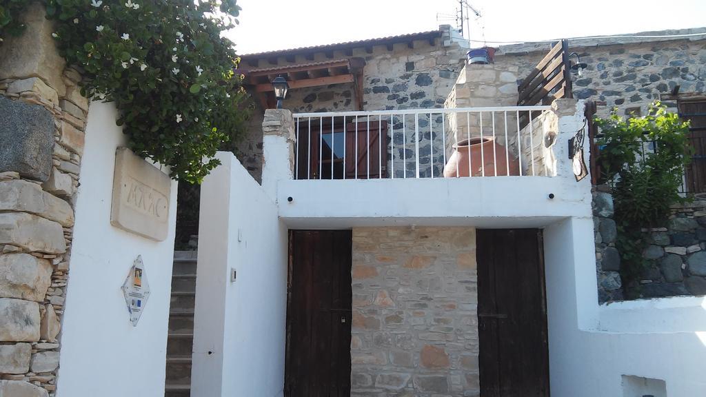 Blue Cottage Apsiou Ngoại thất bức ảnh