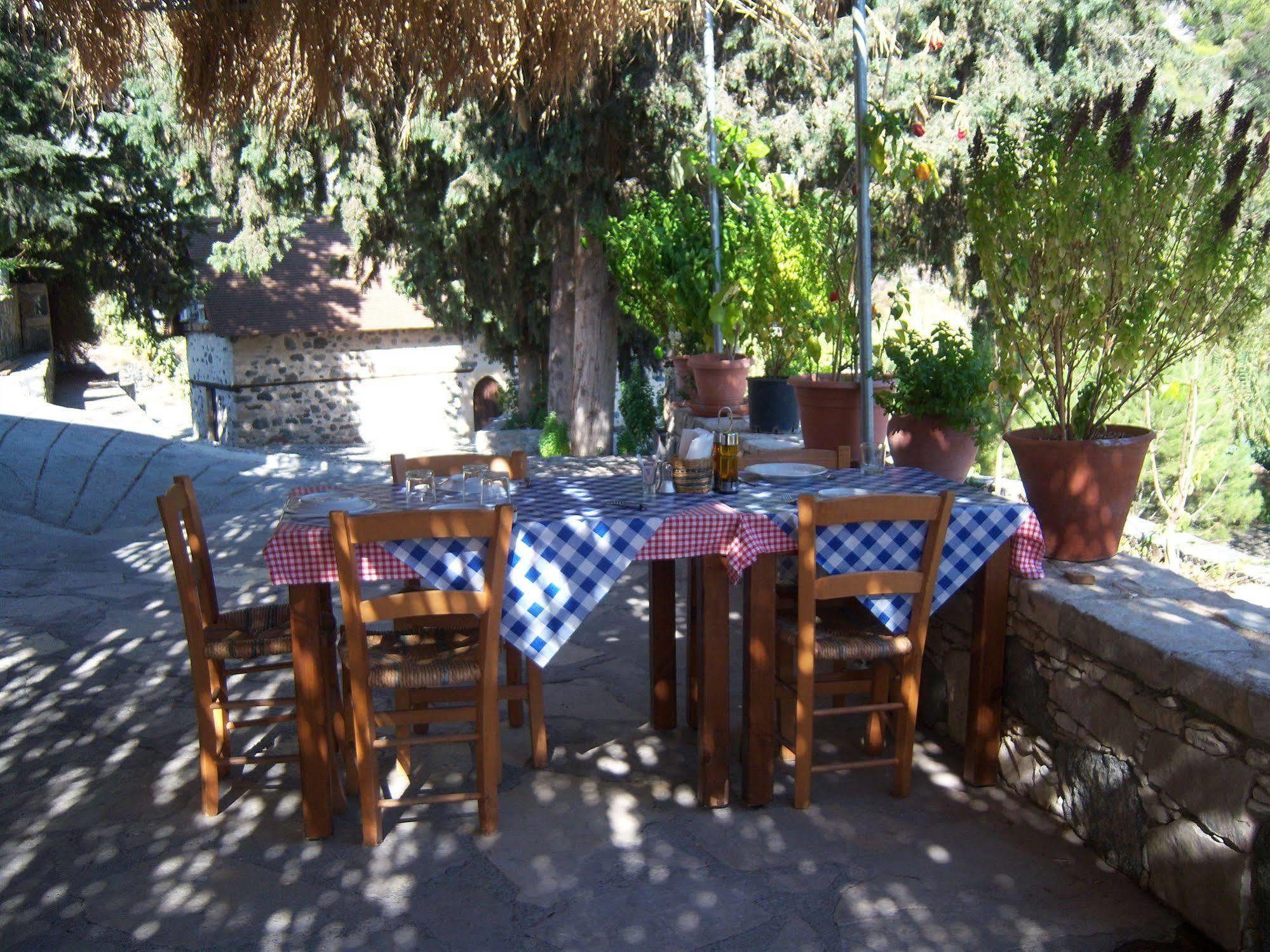 Blue Cottage Apsiou Ngoại thất bức ảnh