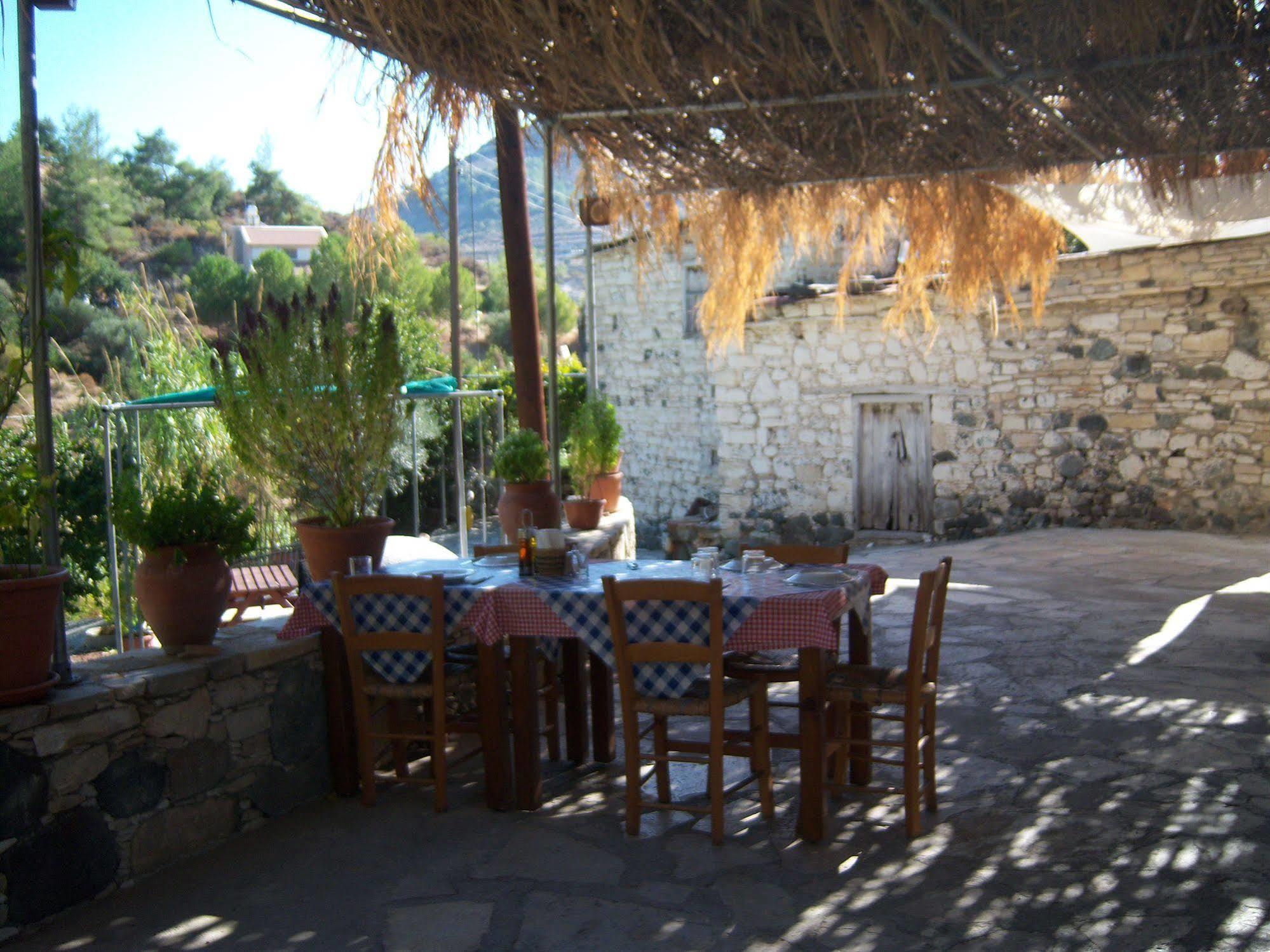 Blue Cottage Apsiou Ngoại thất bức ảnh
